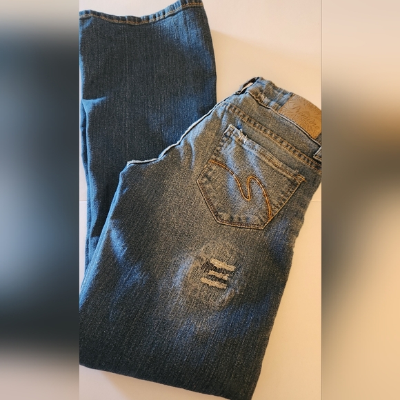 Premiere Distressed Flared Size 1 Jeans - Picture 8 of 14